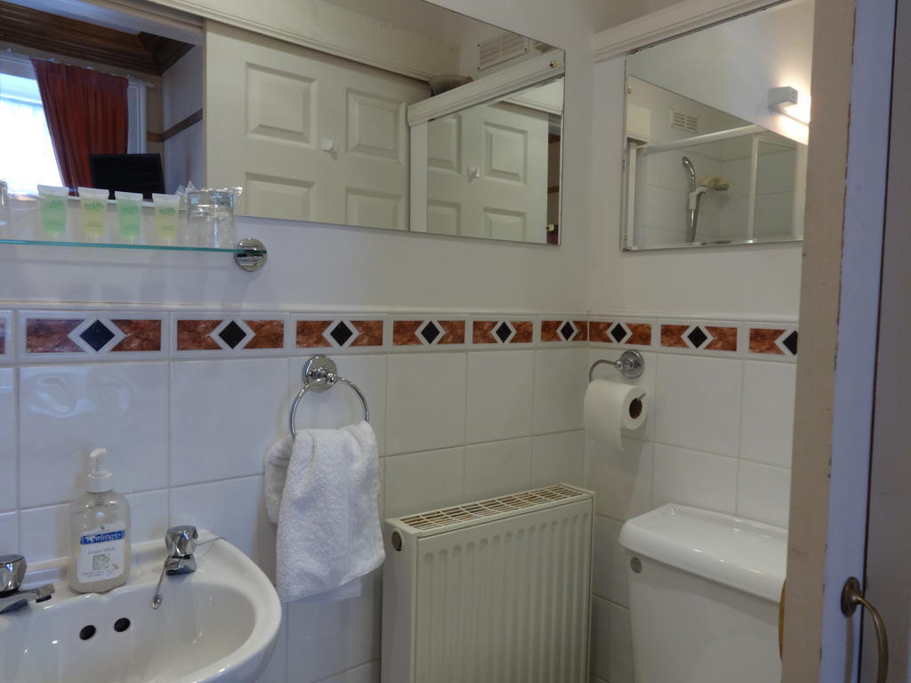 Dumfries Villa Room photo